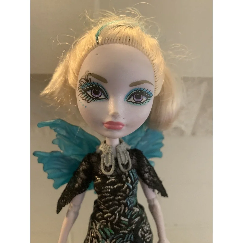 2013 Mattel Ever After High Doll Faybelle Thorn First Chapter, NOT COMPLETE